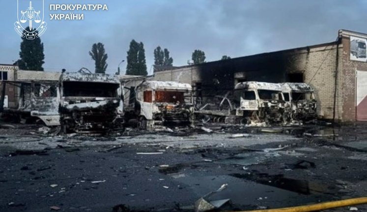 Russian night-time strike on Kyiv: 16-year-old boy suffered traumatic amputation of his arm, his father was killed. PHOTO