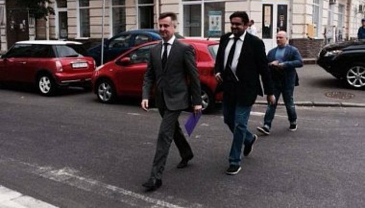SBU Head Nalyvaichenko arrived to Prosecutor General's Office with Special Forces unit. PHOTO