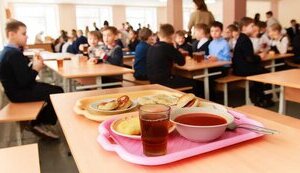 Харчування у школах стане безкоштовним у 2026 році, - Свириденко