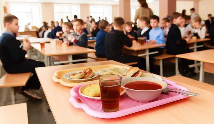 Харчування у школах стане безкоштовним у 2026 році, - Свириденко