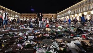 600 человек пострадали из-за давки во время трансляции финального матча Лиги чемпионов в Турине. ФОТОрепортаж+ВИДЕО