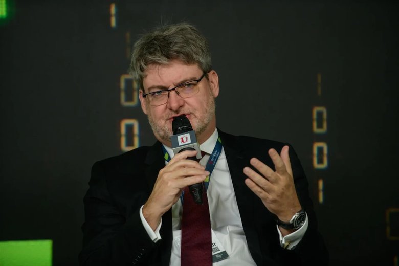 Надзвичайний і Повноважний Посол Республіки Франція в Україні Гаель Весьєр