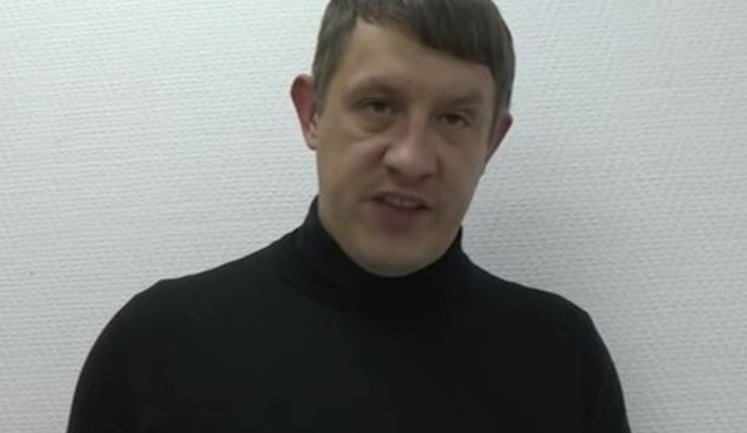 "У причині смерті вказано: впав зі східців, збив автомобіль, потрапив під поїзд. Плюс, звільнені заднім числом", - бойовики на Донбасі скаржаться на вбивства під виглядом нещасних випадків. ВIДЕО