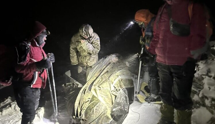 They got lost in mountains while trying to escape abroad: two men rescued in Zakarpattia region – SBGS. VIDEO+PHOTOS