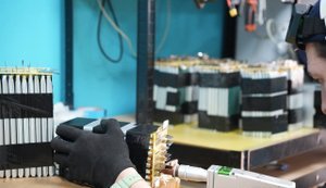 Battery for drones