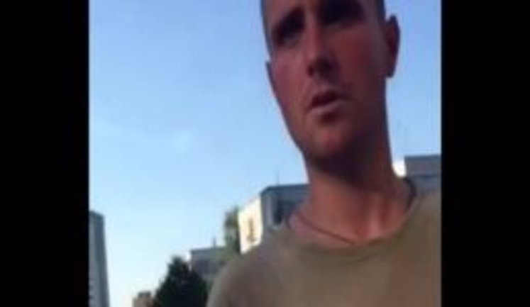 "Бачу знайоме обличчя і вже знайоме прохання дати грошей", - нардеп Логвинський викрив жебрака - "бійця АТО". ВIДЕО