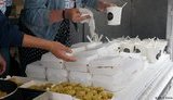 Суп із кори дуба і млинці з лушпиння картоплі: українські студенти подавали в Брюсселі страви часів Голодомору. ФОТО