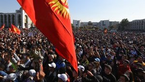 Парламент Кыргызстана начал процедуру импичмента президента Жээнбекова
