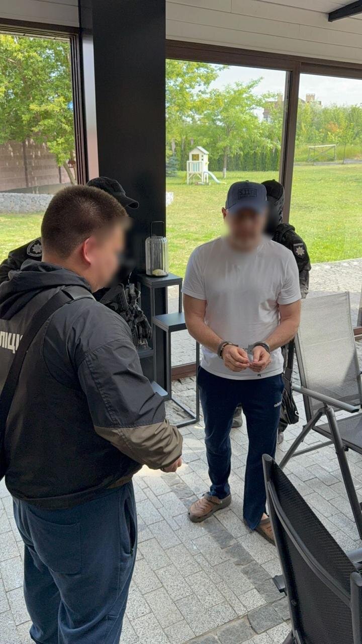 нацпол розкрадання на фортифікаціях
