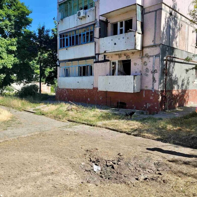 Удар войск РФ по Степногорску в Запорожской области: один человек погиб, один ранен, повреждено несколько многоэтажек 04 Удар войск РФ по Степногорску в Запорожской области: один человек погиб, один ранен, повреждено несколько многоэтажек 04