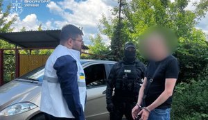 Бронь за $4000 та інвалідність за $13 000: у Києві заблокували 2 масштабні схеми для ухилянтів. ФОТОрепортаж