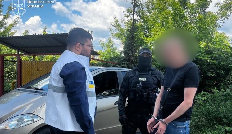 Бронь за $4000 та інвалідність за $13 000: у Києві заблокували 2 масштабні схеми для ухилянтів. ФОТОрепортаж