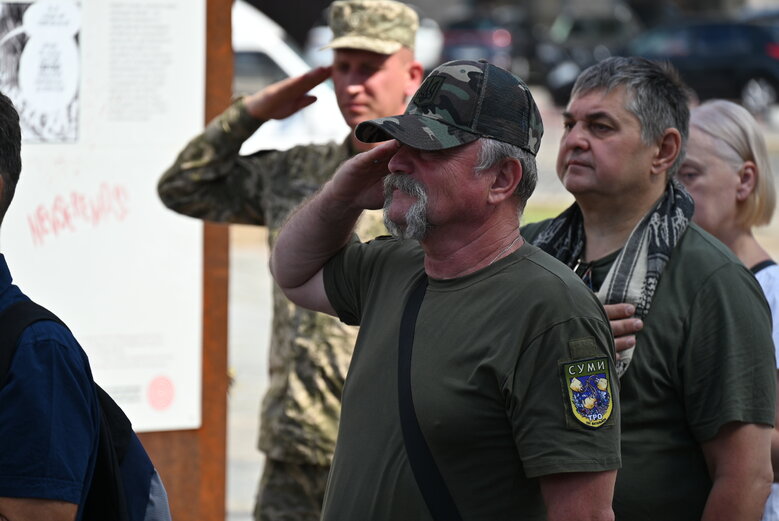 С погибшим воином Андреем Веремиенко простились в Киеве 08