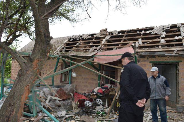 My mom is on heaven, - girl who saw her mom killed in Avdiivka shelling 08