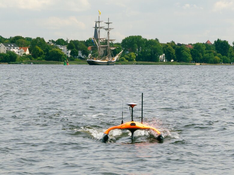 Німеччина передала Україні надводні дрони Sonobot 5 01