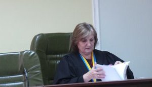 Суд перенес рассмотрение иска Медведчука к Гопко о защите чести и достоинства на 10 апреля. ВИДЕО+ФОТОрепортаж