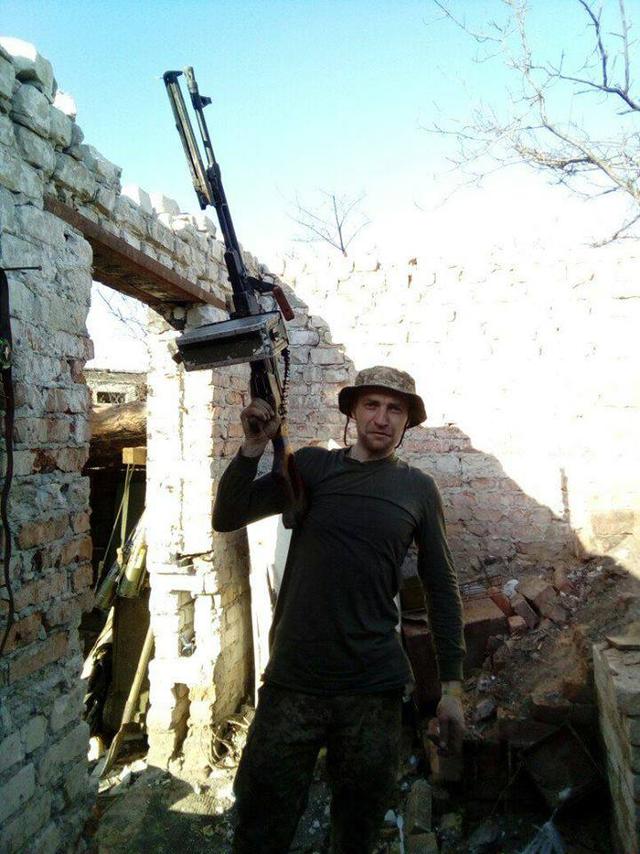 Український воїн Сергій Ручка загинув унаслідок мінометного обстрілу під Авдіївкою 02 Український воїн Сергій Ручка загинув унаслідок мінометного обстрілу під Авдіївкою 02