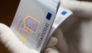 За 3 дні перед виборами українці отримали 15 тисяч ID-карток