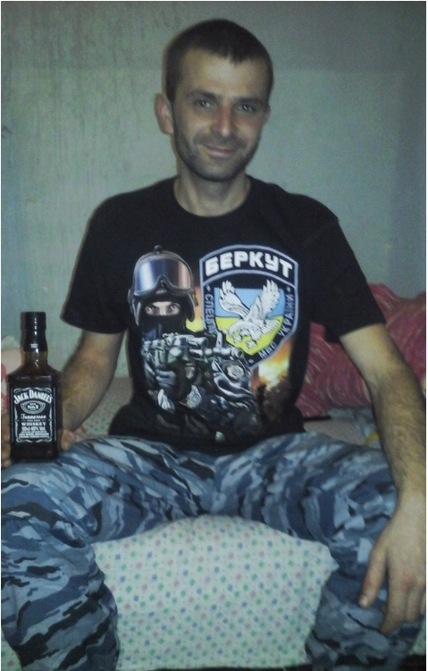 Росія видворила бойовика "ЛНР" Андрушевича: "Суддя, звичайно, знущалася. Зажадала довідку від СБУ..." 02