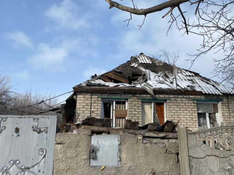 Окупанти накривають вогнем Золоте кожні 20 хвилин 06