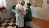 За минулу добу в Україні вакцинували проти коронавірусу 1453 особи. У Києві та п