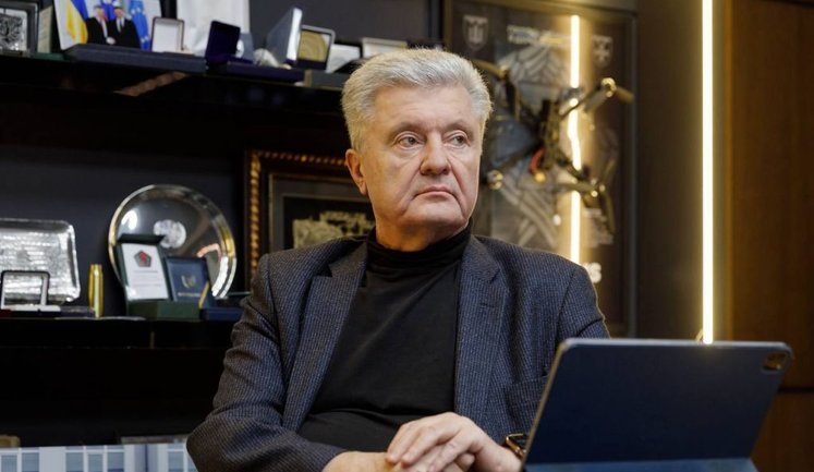 Порошенко провів консультації з главою ЄНП Вебером щодо планів завершення війни: Першим кроком має бути припинення вогню