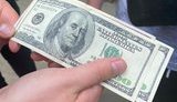 На Буковині чиновник Держміграції попався на хабарі 2 тис. дол., - Нацполіція. ФОТО