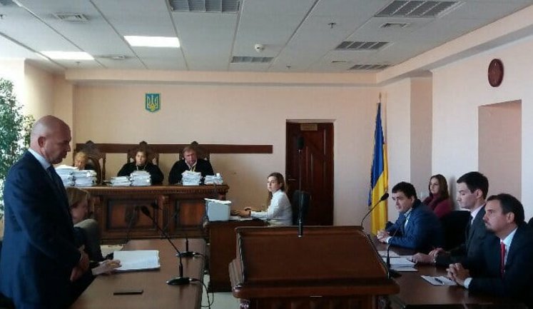 Екс-міністр економіки Абромавичус програв апеляцію: суд зобов'язав його спростувати заяву на адресу Кононенка. ФОТОрепортаж