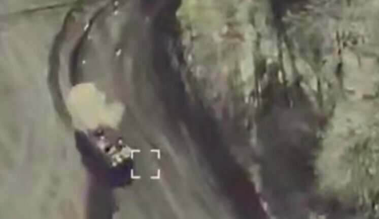 FPV-дрон уклонился от ракет и поразил российский ЗРК "Стрела-10". ВИДЕО