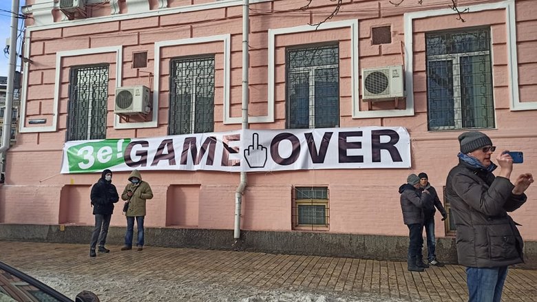 Печерський суд обирає запобіжний захід Порошенку 25