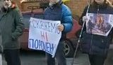Прихильники Саакашвілі приїхали до будинку Порошенка вимагати "розмитнення авто за 300 євро"