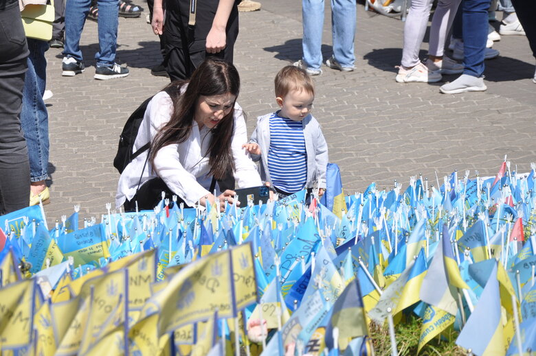 Anniversary of order to withdraw from Azovstal: march We are waiting for home of heroes of Mariupol took place in center of Kyiv 38