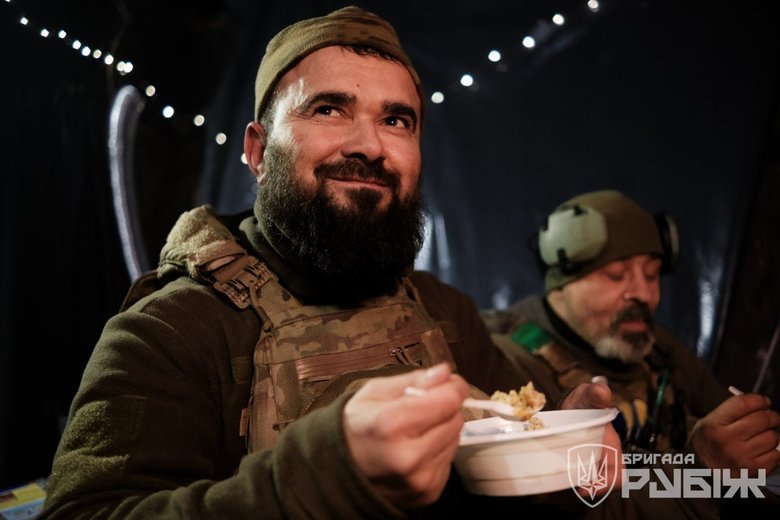 Бригада Рубіж святкує Різдво