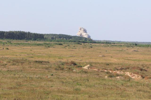 Артилеристи провели на Чернігівщині бойові стрільби 08 Артилеристи провели на Чернігівщині бойові стрільби 08