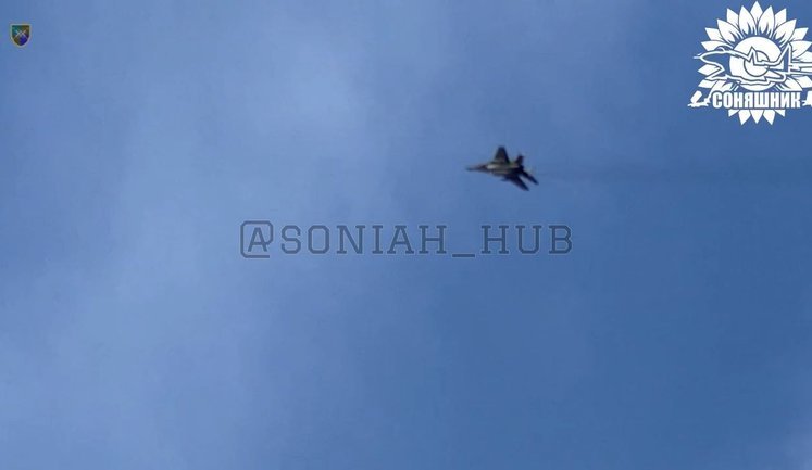 Український МіГ-29 перетворив ворожий командний пункт на руїни. ВIДЕО