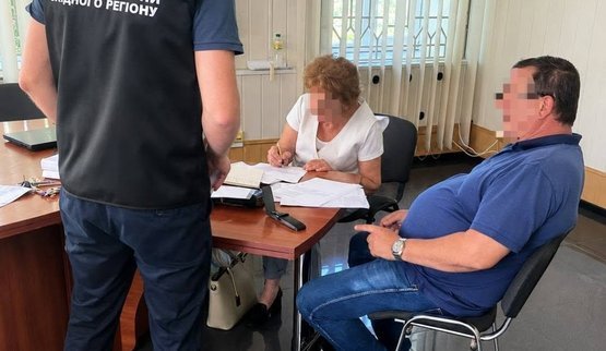 Хабарі за "потрібні" висновки, зняття з розшуку та понад 12,3 млн грн незаконного збагачення: судитимуть голову ВЛК на Дніпропетровщині. ФОТОрепортаж