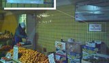 Обойти закон по-украински: "разрешение" на торговлю в метро. ФОТО