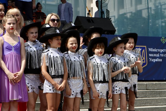 На Майдане Незалежности в Киеве начался фестиваль Все вместе - за семью 03