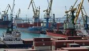 Росія різко скоротила експорт нафти зі свого ключового порту