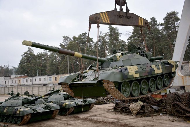 Київський бронетанковий завод відвантажив партію з 15 відремонтованих танків Т-72 01