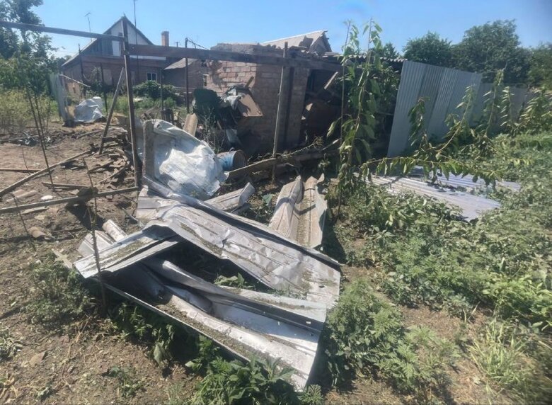 обстрілювали Нікопольський район Дніпропетровщини з артилерії та дронів euiqkridzuiqtezrz