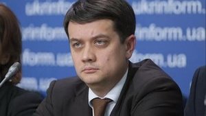 Razumkov says language law needs to be changed