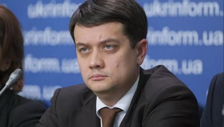 Razumkov says language law needs to be changed