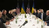 the delegations of Ukraine and the United States in Munich