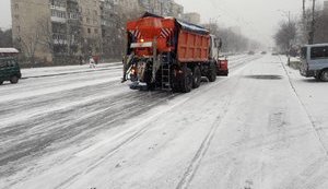 Власти Киева начали подготовку к расчистке дорог зимой