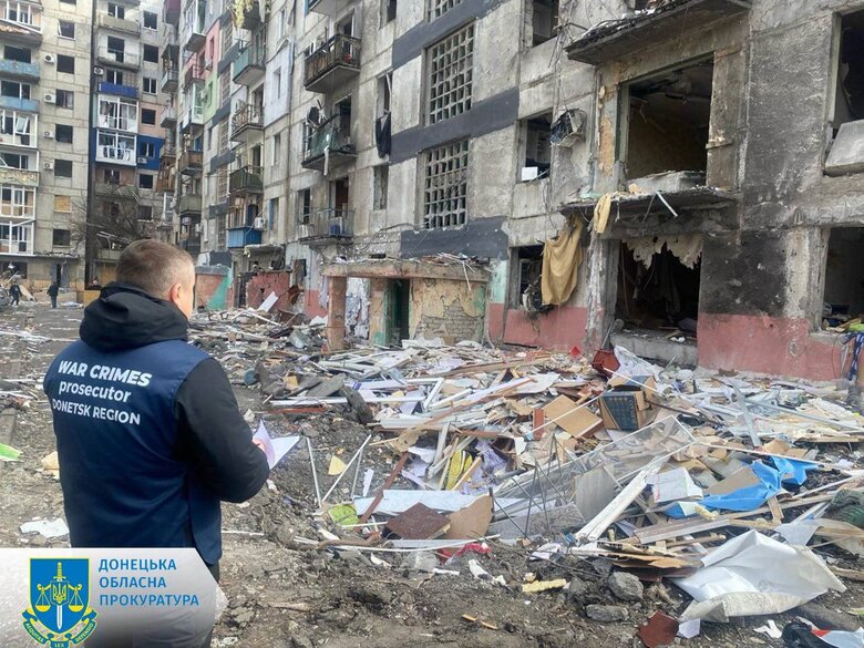 Наслідки обстрілів Мирнограду