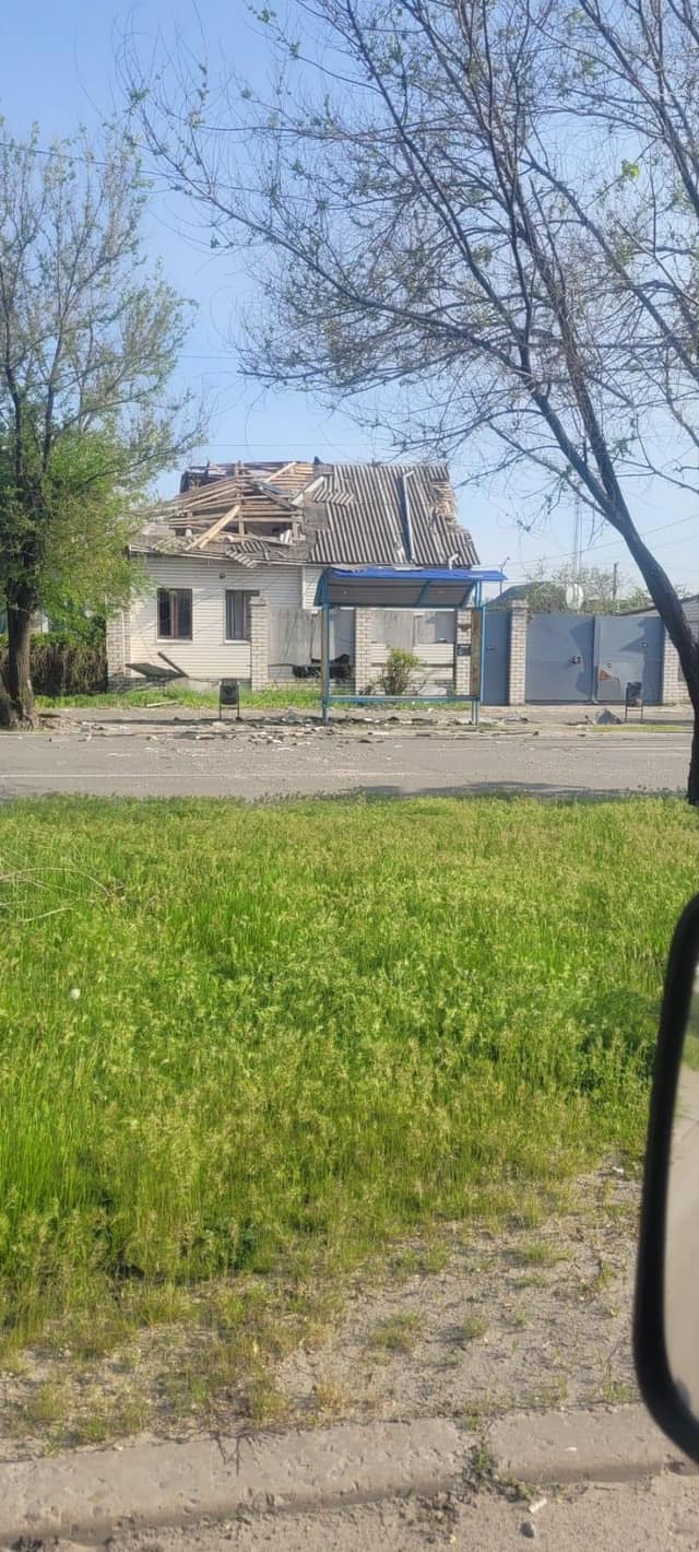 Россияне непрерывно обстреливают Луганщину. Только в одной многоэтажке Северодонецка 4 погибших 07