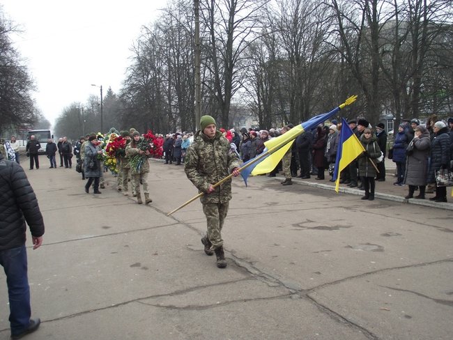 С воином 58-й ОМПБр Антоном Хобой, погибшим 26 января на Донбассе, простились в Шостке 23