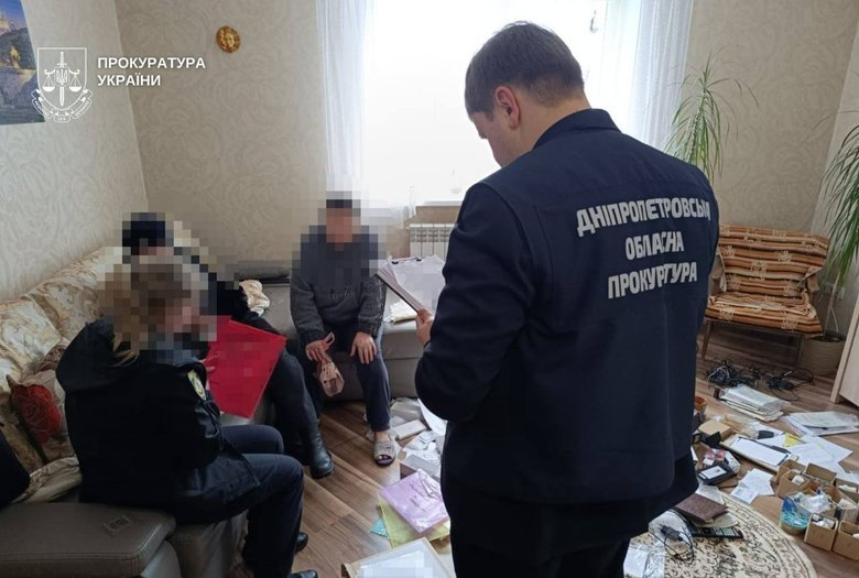 В Днепре родителей-воспитателей обвиняют в пытках шестерых детей