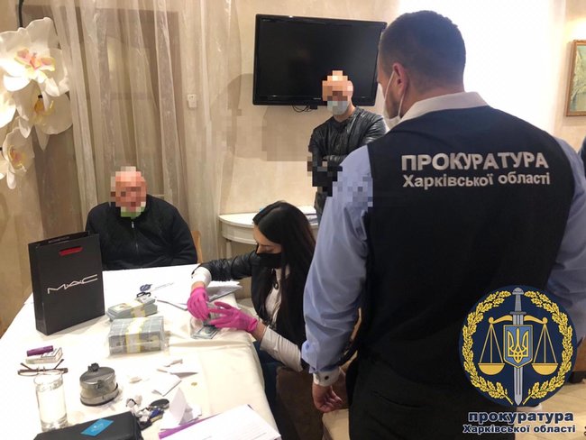 Суд арестовал мошенников, продававших должности глав Харьковской ОГА и облналоговой 02